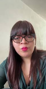 ¡Hola! Les platico en un minuto sobre mi trayectoria profesional. Es un  honor estar nominada en los Premios Mujer Solar 2025. 🌞✨ ¡Los invito a  votar por mí! Su apoyo significa mucho…