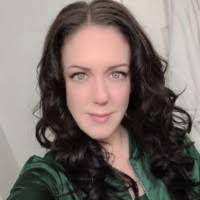 Cindy Nault's Instagram, Twitter & Facebook