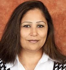 51 Bellwood Dr, New Hyde Park, NY 11040