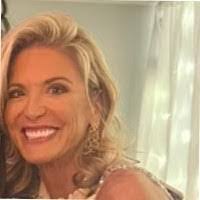 Loretta Bogle's Instagram, Twitter & Facebook