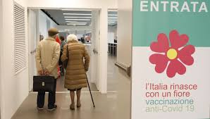 Covid, parte dalla lombardia il 1° treno sanitario con 21 posti di terapia intensiva. Vaccino Anti Covid La Regione Lombardia Adesso Promette Tutti Gli Anziani Immunizzati Entro Aprile La Repubblica