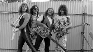 The show's producer joe rokicki took david lee roth's isolated vocals from runnin' with the devil and everybody wants some and inserted. So Verabschieden Sich Die Bandmitglieder Von Eddie Van Halen