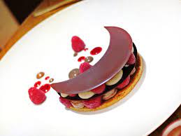 Traditional french desserts cover a myriad of styles, from flakey pastries to decadent chocolate based desserts, making them a tried and tested historical favourite on menus around the world. Fine Dining Explorer Ø¯Ø± ØªÙˆÛŒÛŒØªØ± A Less Known Michelin 3 Star In France Innovative Seafood And Creative Desserts Gillesgoujon Michelin3star Https T Co Pmecka1hfz Https T Co Wmigjdddmf