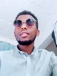 UBUZIMA NIBUGUFI GENDA UBIMUBWIRE BAGUKATIRE HAKIRI KARE 😉