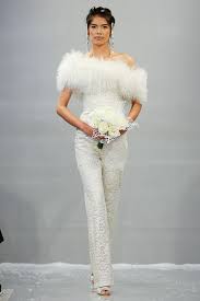 Stai cercando un'abito da sposa nel budget? Pin Su Abiti Da Sposa