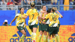 Et pour la première fois depuis vingt ans, l'équipe d'italie s'est qualifiée pour la phase finale de cette compétition. Menee 2 0 L Australie A Finalement Renverse Le Bresil Eurosport