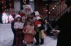Réalisé par bruce starr et un ulli il est inspiré du succès culte d'ulli lommel en 1980, the boogeyman. 1980 Movie Reviews The Boogeyman And Christmas Evil The Nerdy