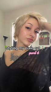 she absolutely not a grown out buzzcut anymore lol tiny piggies for the win  ! #PradaBucketChallenge #fyp #grownoutbuzzcut #pixiecut #shorthair