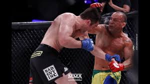 Chael sonnen beat silva for four and a half rounds dominantly before silva locked up a controversial triangle choke in the last two minutes of a fight that was heading to a decision that sonnen had on lockdown. Bellator Nyc Chael Sonnen Vs Wanderlei Silva Full Fight Video Highlights Youtube