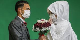 Celebrating your birthday during the coronavirus can seem logically impossible. 20 Creative Ways People Have Celebrated Weddings Birthdays And Anniversaries While Keeping Their Social Distance Business Insider