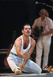 Do not message moderators individually about posts not appearing in the new queue or ban appeals. 33 Years Later Queen S Live Aid Performance Is Still Pure Magic Cnn Com