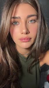 Colleen Torres's Instagram, Twitter & Facebook