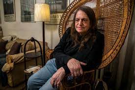 Nyc S Endangered Species A Rent Controlled Apartment