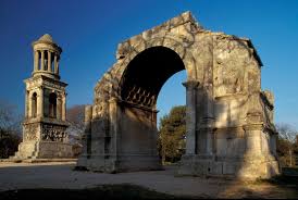 Glanum De St Remy De Provence Les Regions De France France Voyage