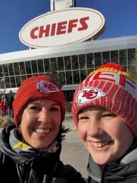 We got to celebrate Dana's birthday today at the office! Happy Birthday  Dana!! 🥳