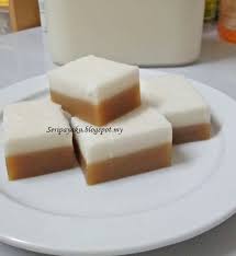 500 gram beras ketan putih (cuci, rendam semalam), tiriskan. My Kuali Kuih Talam Gula Merah à¹ƒà¸™à¸› 2021