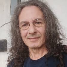 Lynn Effinger's Instagram, Twitter & Facebook