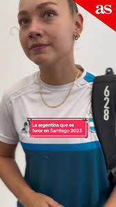 “Fui modelo para sumar sponsors”: @Natalia Méndez Erlwein, raquetbolista  argentina, es furor en Santiago 2023: ya ganó una medalla de plata y ahora  va por una de oro. La trasandina también habló con ...