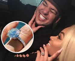 Kim kardashian was spotted looking tense wearing only her wedding band and not her $1.5 million engagement ring as her plans to reportedly divorce kanye were revealed. 13 Of The Best Celebrity Engagement Rings To Give You Serious Rock Envy Capital