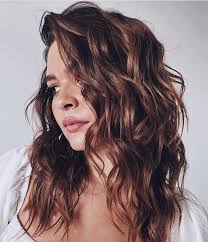 15 Volume Boosting Haircuts For 2020 Even Dolly Parton Would Approve Of In 2020 Natural Wavy Hair Long Wavy Haircuts Wavy Haircuts