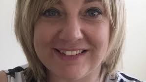 Jennifer Packwood's Instagram, Twitter & Facebook