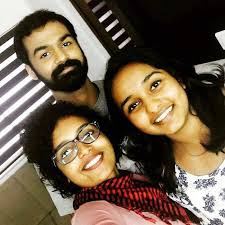 Pranav Mohanlal Height Weight Age Girlfriend Family Facts Biography Chaalu chetta (dulquer salmaan), so pleased to hear about the upcoming release of varane avashyamund. pranav mohanlal height weight age