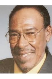 Pauline Holt's Instagram, Twitter & Facebook