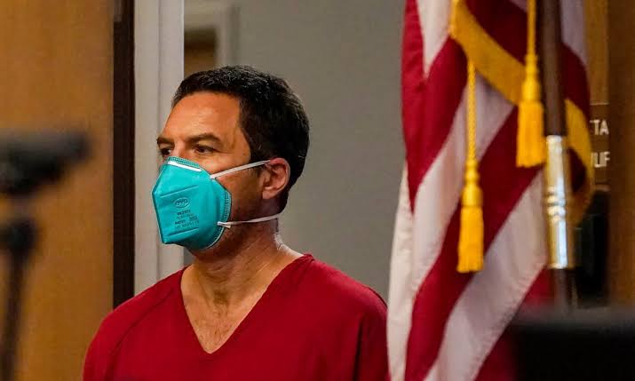 Scott Peterson says he's an 'a-hole' for cheating on slain wife but  maintains innocence | California | The Guardian