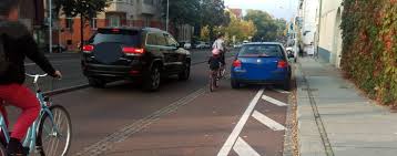 Falschparker Fuhren Zu Gefahrlichen Situationen Das Ordnungsamt Kommt Nicht Hinterher Falschparker Ordnungsamt Radverkehr
