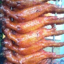 Kepak ayam bakar madu dalam kuali. Resepi Kepak Ayam Madu Sabah