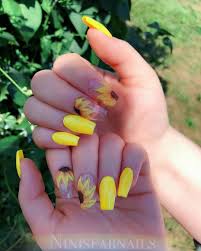 Everyone Jealous Coffin Shaped Black Sunflower Acrylic Nails Sunflower Nails These Nail Designs Are So Aesthetic Sunflower Nails Yellow Nails Design Yellow Nails