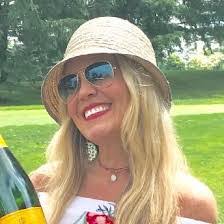 Stacy Osborne's Instagram, Twitter & Facebook