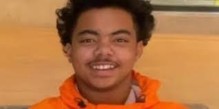 Noah Bollinger's Instagram, Twitter & Facebook