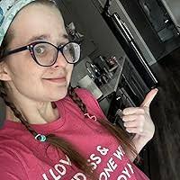 Midnight Calling: A Memoir of a Drug Smuggler's Daughter by Lynn Walker