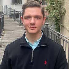 Schaut gerne auf unserer neuen Webseite vorbei! Haben zur Zeit echt ein  paar spannende KI-Projekte als KI Agentur in München und freuen uns auf  viele Weitere!