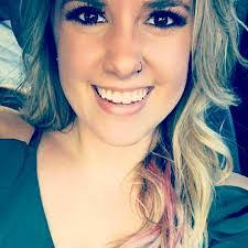 Shannon Harrell's Instagram, Twitter & Facebook