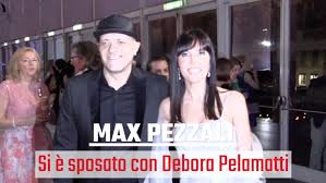 #max pezzali #canzoni #canzone #frasi #frasi canzoni #frasi belle #tutto passa #me la caverò #lacrime. Max Pezzali Si E Sposato Con Debora Pelamatti Tabloit