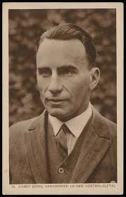 18 Harry Denis Image: PICRYL