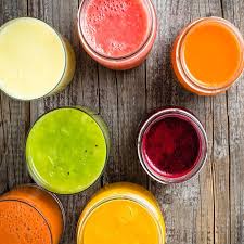 Detox Tag Die Turbo Fastenkur Um Sich Wieder Wohlzufuhlen Entgiftungsdiat Lebensmittel Essen Leberentgiftung