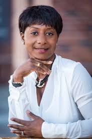 CSUEB Social Media Marketing Grad Terry Cato Provides the '411'