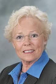 Elsa Roth's Instagram, Twitter & Facebook