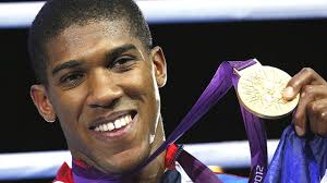Anthony Joshua names Rob McCracken as his full-time coach