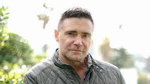 Jeremy Lindsay Taylor leaves Curl Curl for Kiama