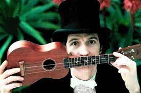 Rino gaetano was born in crotone, in the italian region called calabria. Chi E Rino Gaetano Le Migliori Canzoni E Frasi