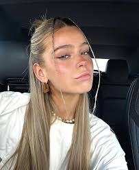 Eve Gonzalez (evesge)