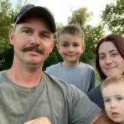 Andrew Saaranen's Instagram, Twitter & Facebook