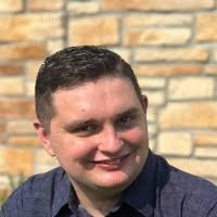 200+ profilů „Deporter“