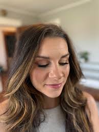 Hey! I'm a licensed cosmetologist and I do bridal makeup through Effortless  Beauty as well as Spray tans, cuts and color through Styled by Ave if  anyone needs a makeup artist, colorist,