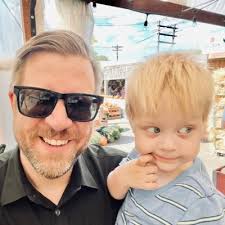 Chris Wiebe (@ChrisRWiebe)