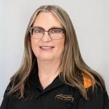 Scott Edgell's Instagram, Twitter & Facebook